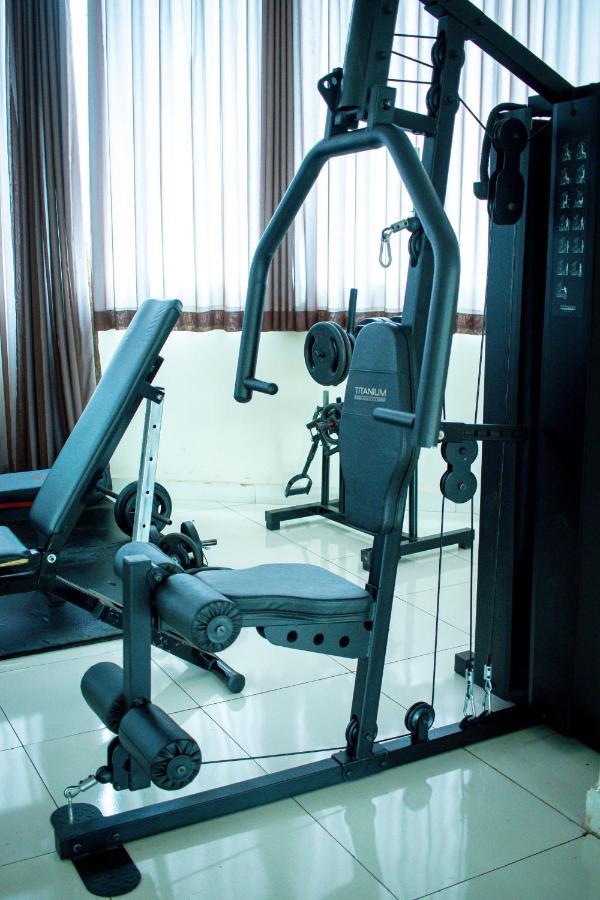 Hotel H2 Congonhas Congonhas  Esterno foto Leg press machine