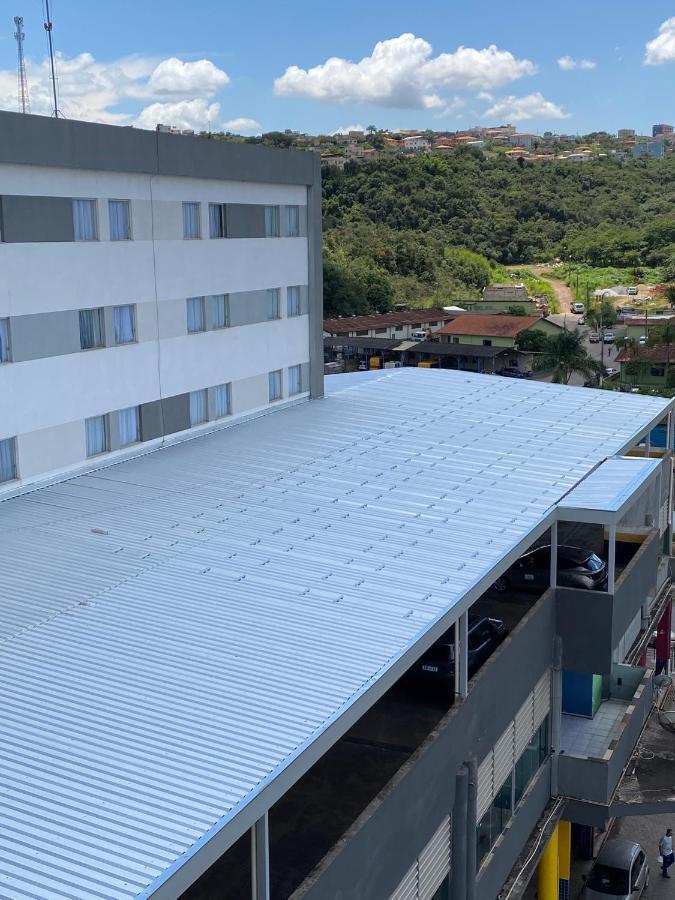 Hotel H2 Congonhas Congonhas  Esterno foto A metal roof