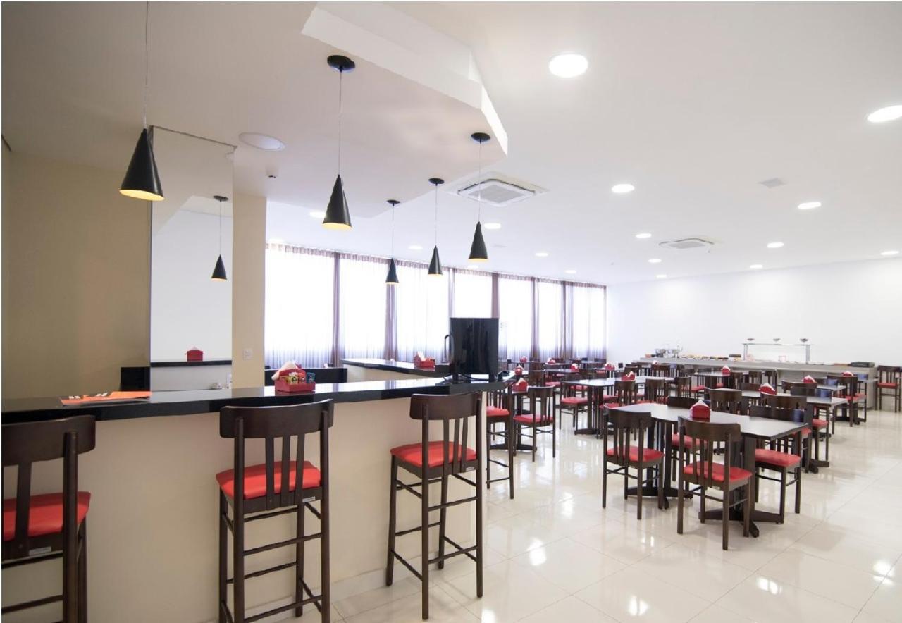 Hotel H2 Congonhas Congonhas  Esterno foto The interior of the airport's business lounge